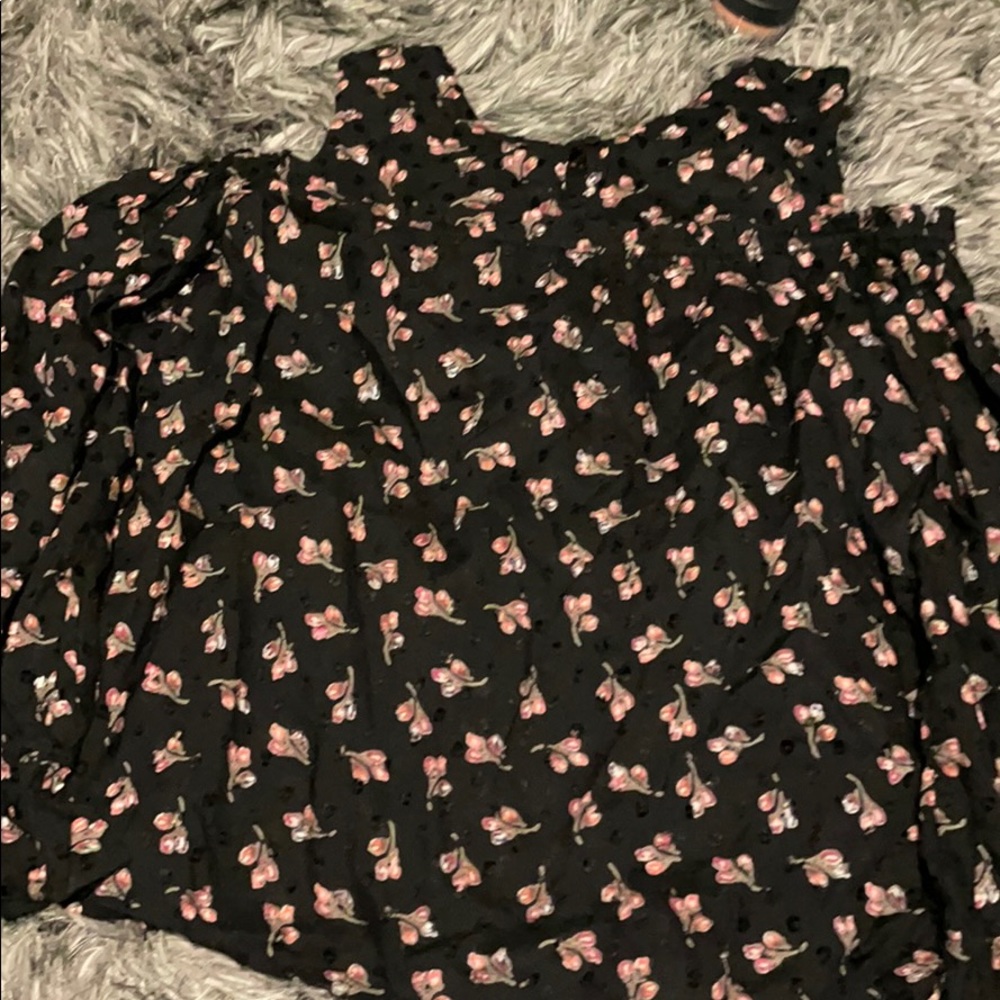 sweater with ripped sleeves flowers